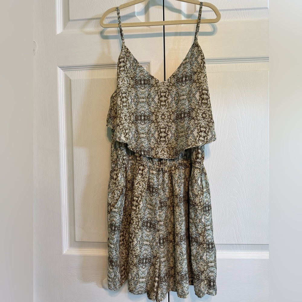 Altar’d State‎ Brown Blue Vneck Thin strap Romper Size XS